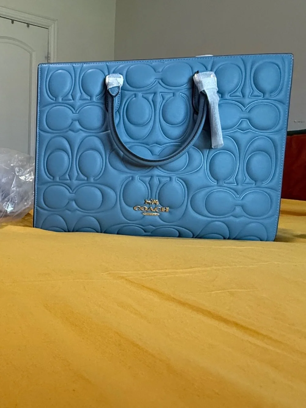 NWT Coach Maggie Large Tote Bag In Signature Leather
